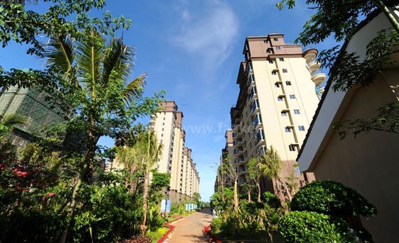 澄迈后海温泉小镇项目现售b,d号楼房 均价9500-10000元/㎡