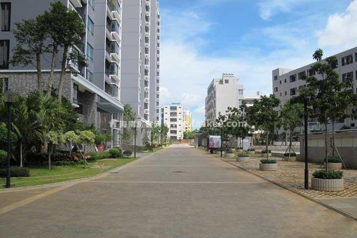 定安春阳江城国际精装现房在售 起价约6888元/平