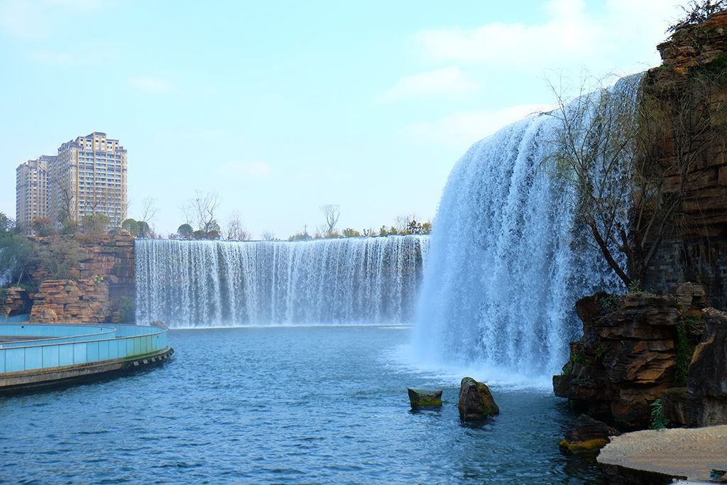 昆明融城昆明湖多户型可选,均价14500元/㎡